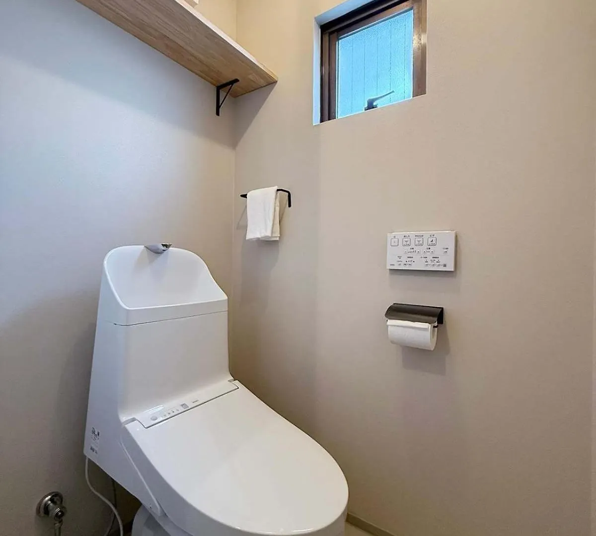 Reno Bld - Modern 2-Story Apt Near Peace Park Sleeps 10 Hiroshima